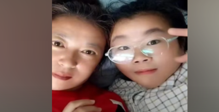 近日，哈尔滨一位汤女士发视频说，自己10岁的女儿，在哈尔滨某医院做扁桃体微创手术时，不幸身亡，引发关注。（视频截图）